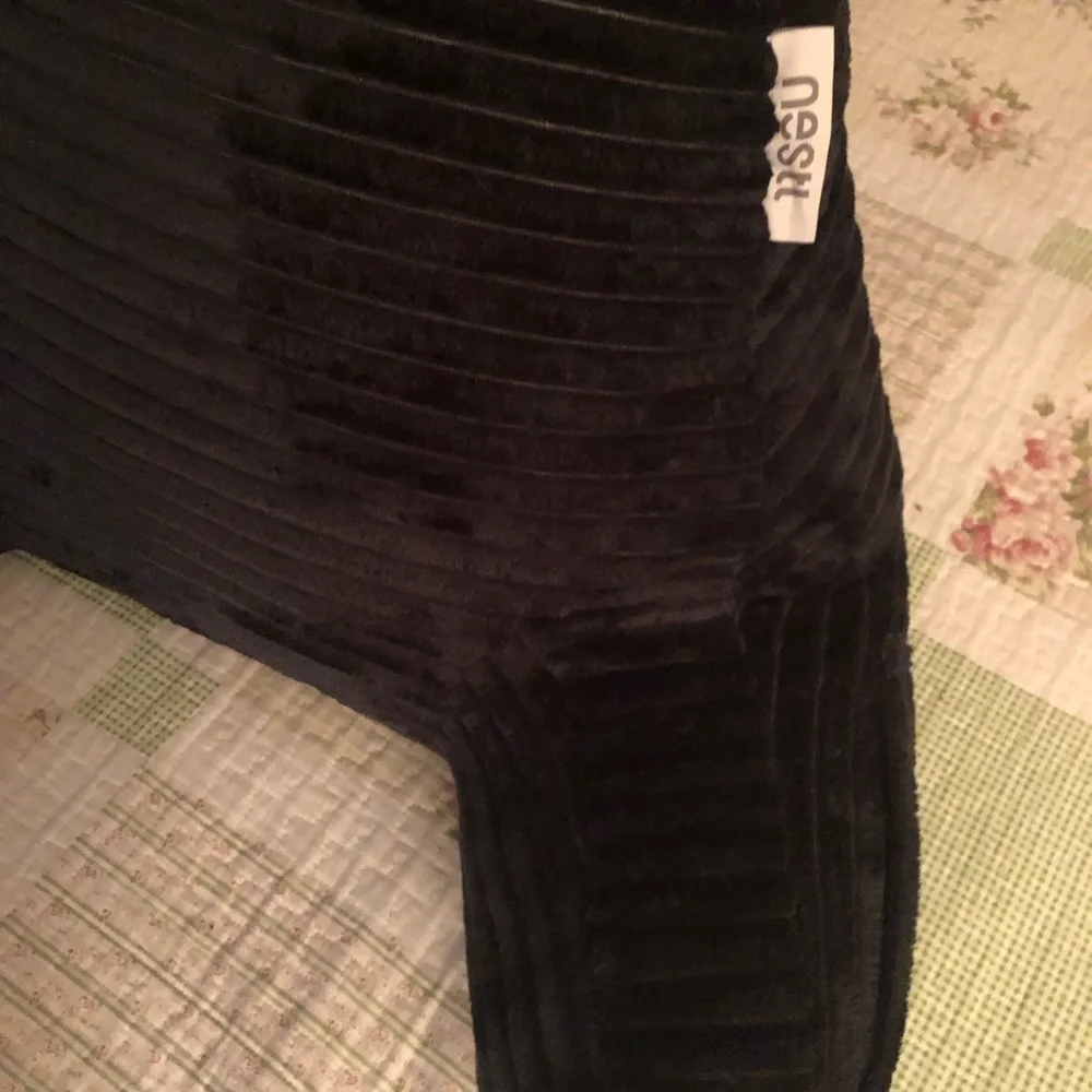 Nestl Reading Pillow for Sitting Up in any place.